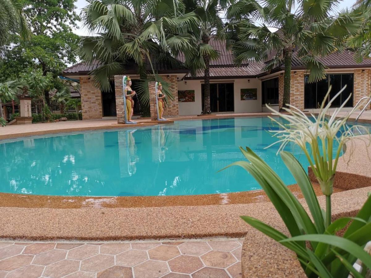 Rs Phong Riverside Resort Khon Kaen Bagian luar foto