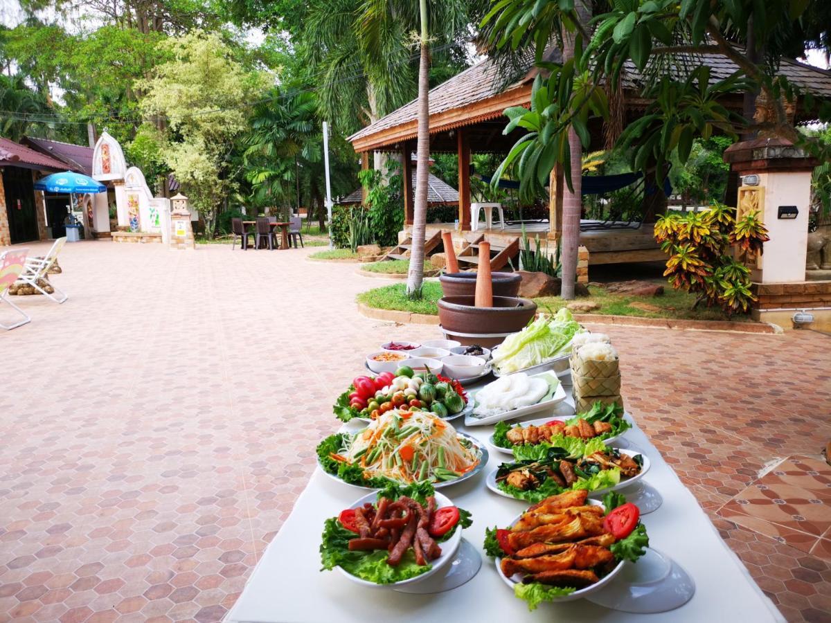 Rs Phong Riverside Resort Khon Kaen Bagian luar foto