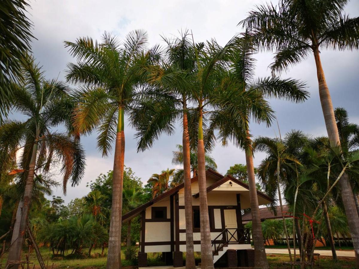 Rs Phong Riverside Resort Khon Kaen Bagian luar foto